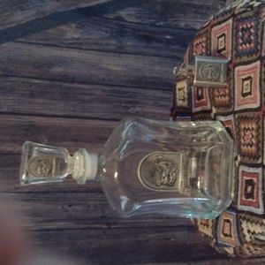 Georgia Bulldog whiskey bottle. With mini flask.